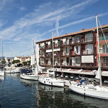 Le Suffren Hotel Grimaud Habitación foto